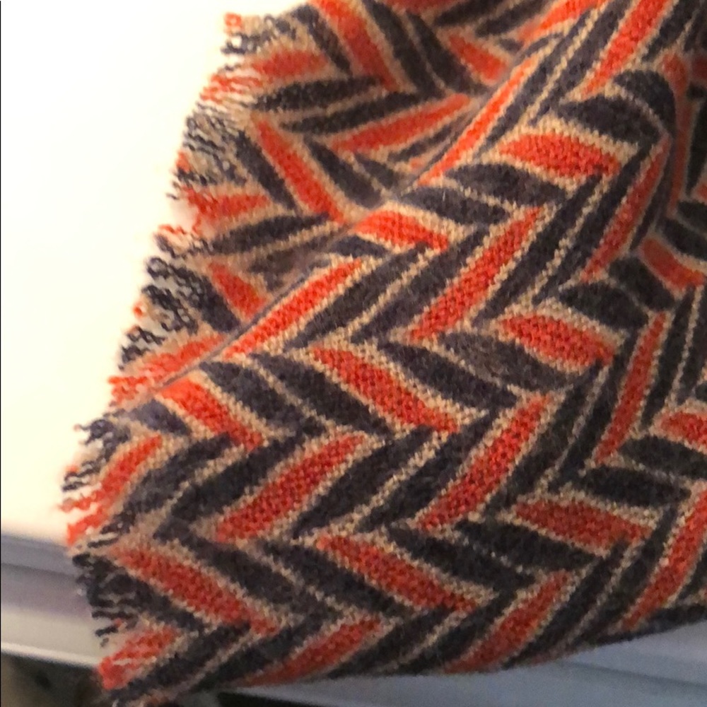 UNISEX DUAL DESIGNED UNIQUE DESIGNED SCARF - Picture 12 of 14